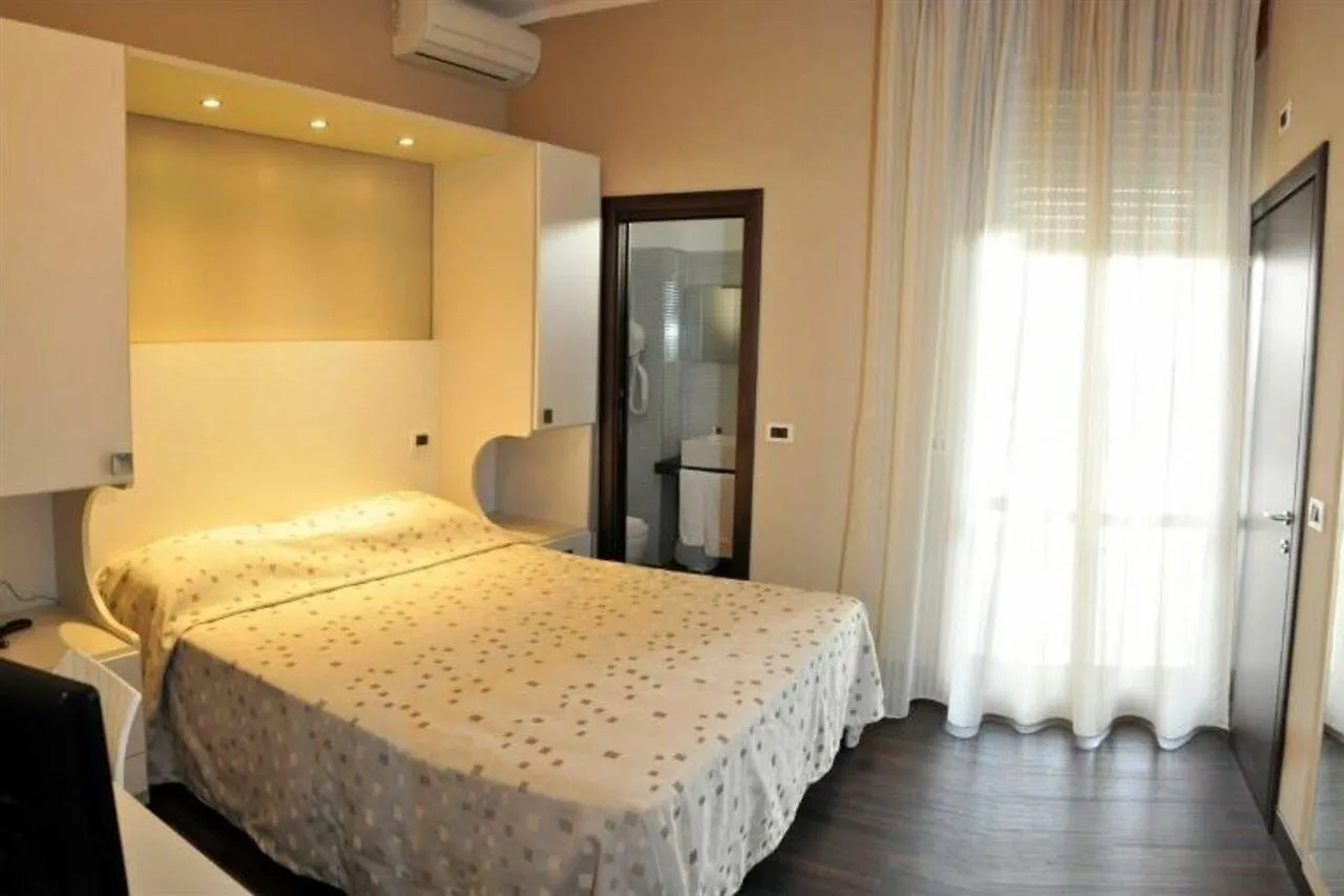 Maison Hotel Lalla Cesenatico 4*,  Italy