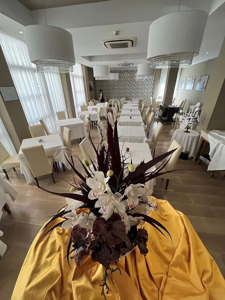 Maison Hotel Lalla Cesenatico