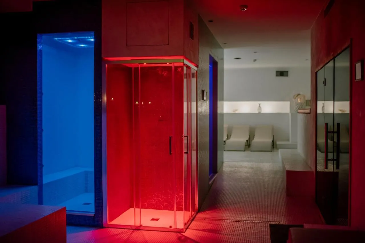 Maison Hotel Lalla Cesenatico Italy